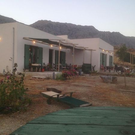 Rocky Mountain Way Villa Sellia  Ngoại thất bức ảnh