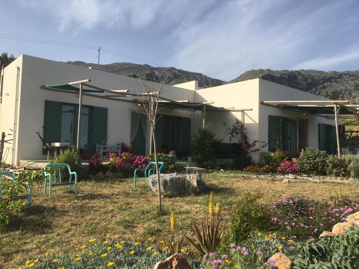 Rocky Mountain Way Villa Sellia  Ngoại thất bức ảnh