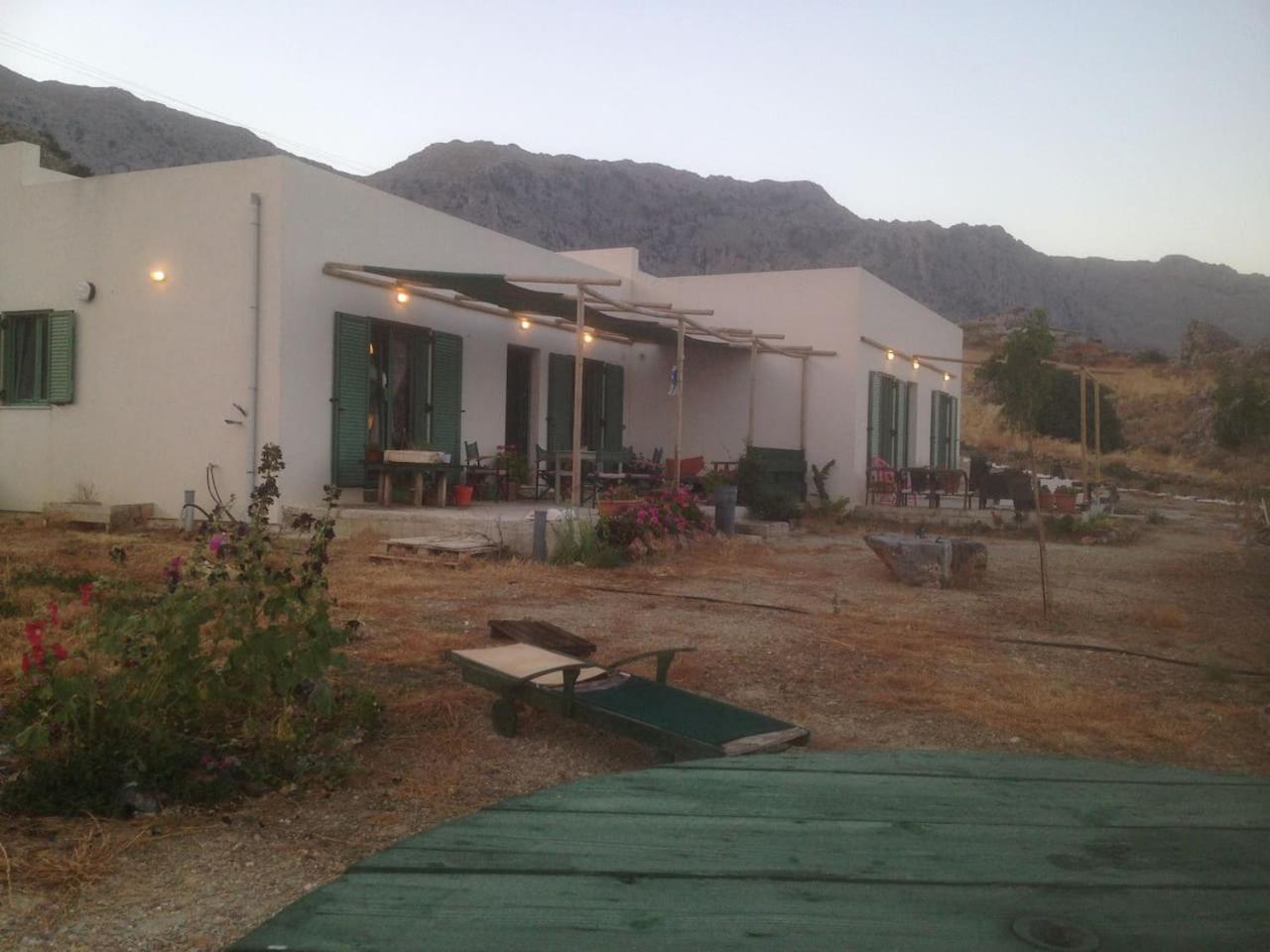 Rocky Mountain Way Villa Sellia  Ngoại thất bức ảnh